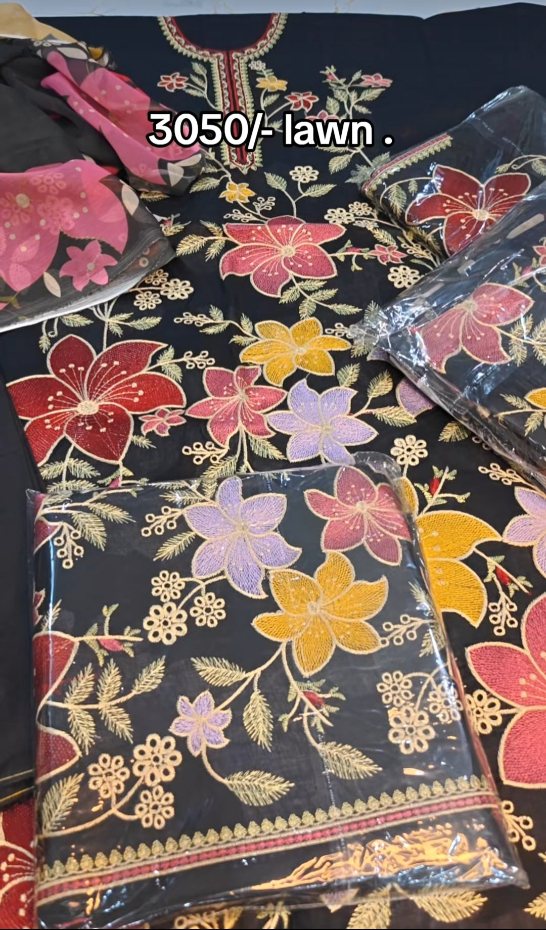 BLACK COLOUR EMBROIDERED THREE PIECE ARTICLE BY12