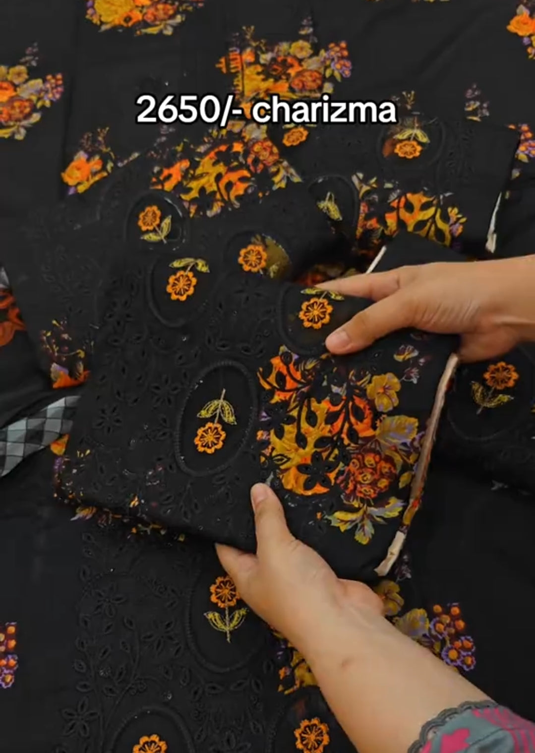 Beautiful printed with embroidered three piece article wo234