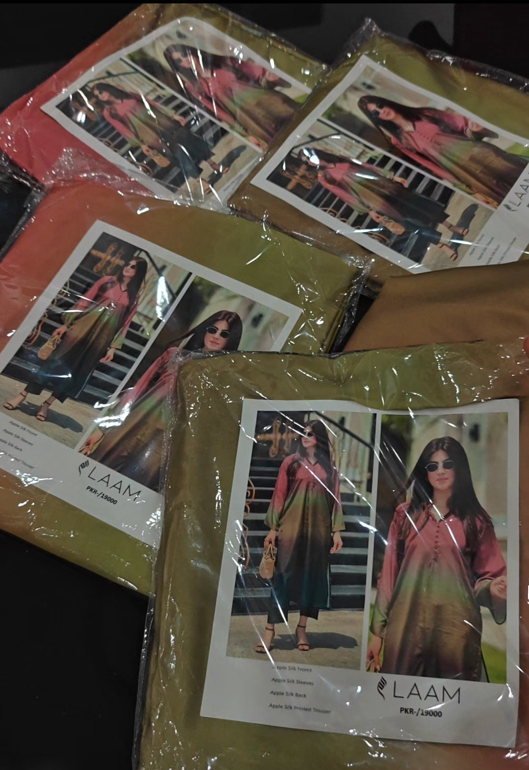 Laam beautiful two piece article to576