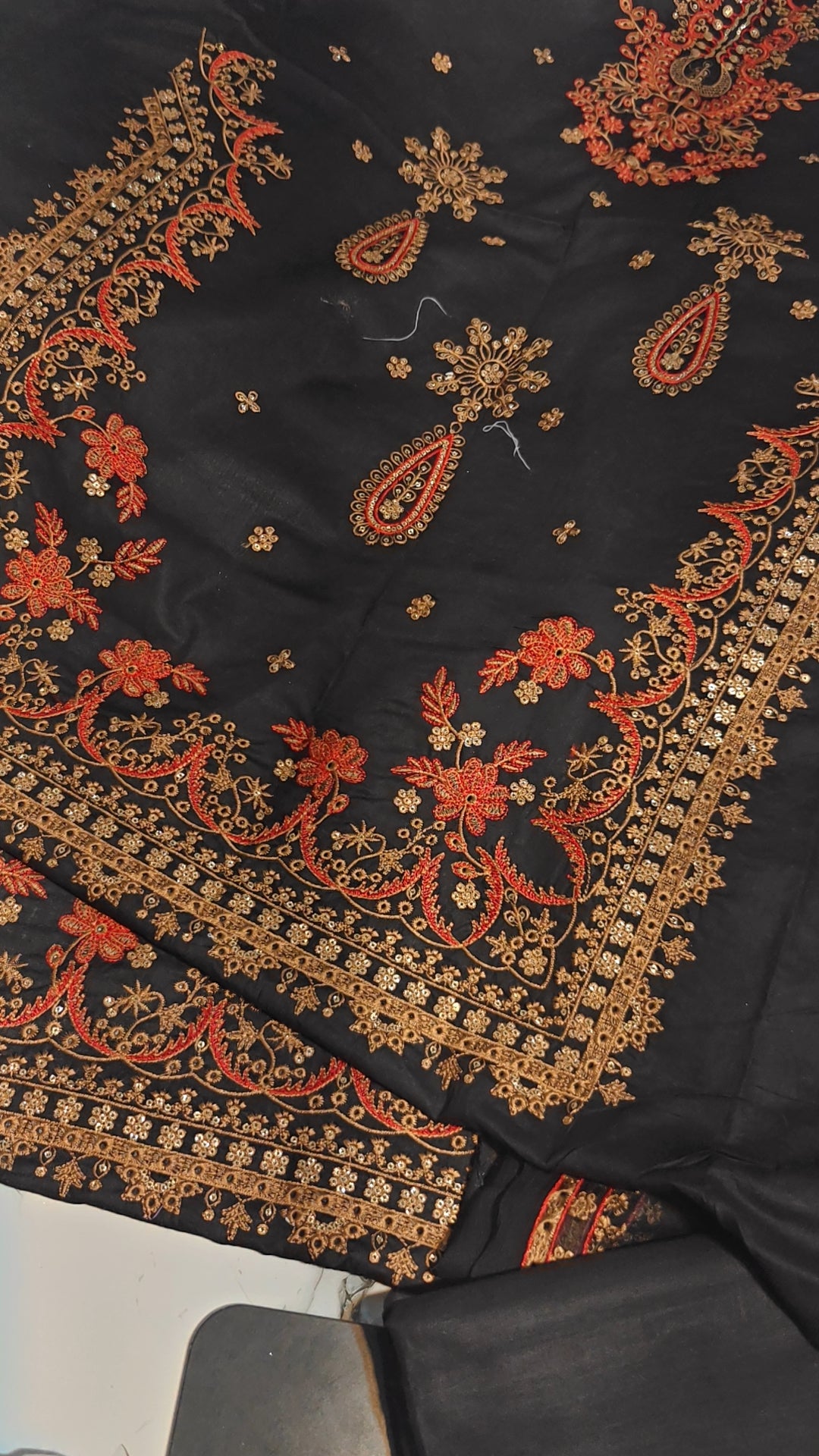 Plain and embroidered three piece article yt357
