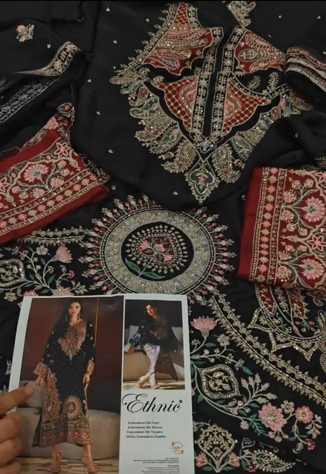 Ethnic silk three piece article jh490