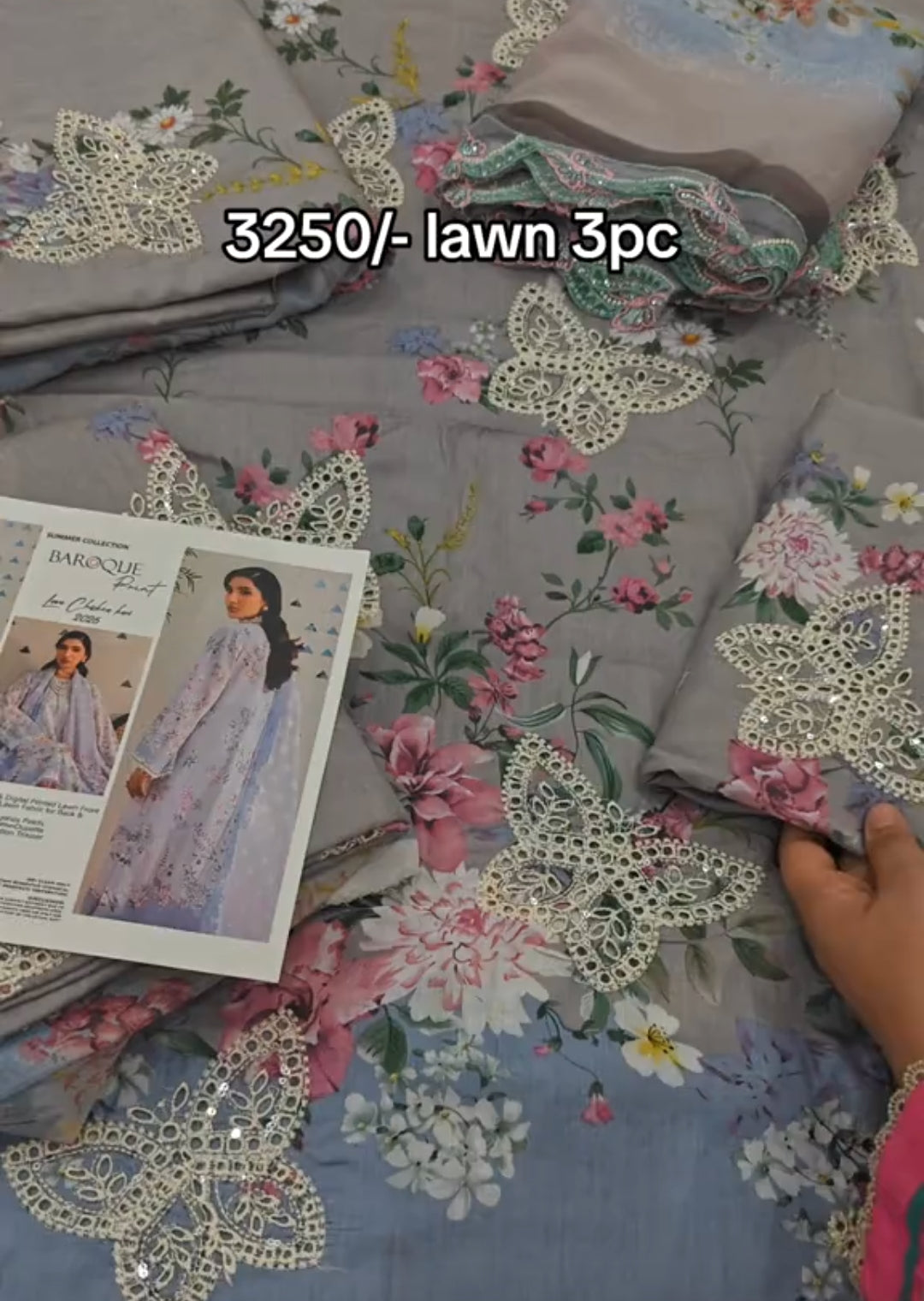 Baroque embroidered three piece article gh753