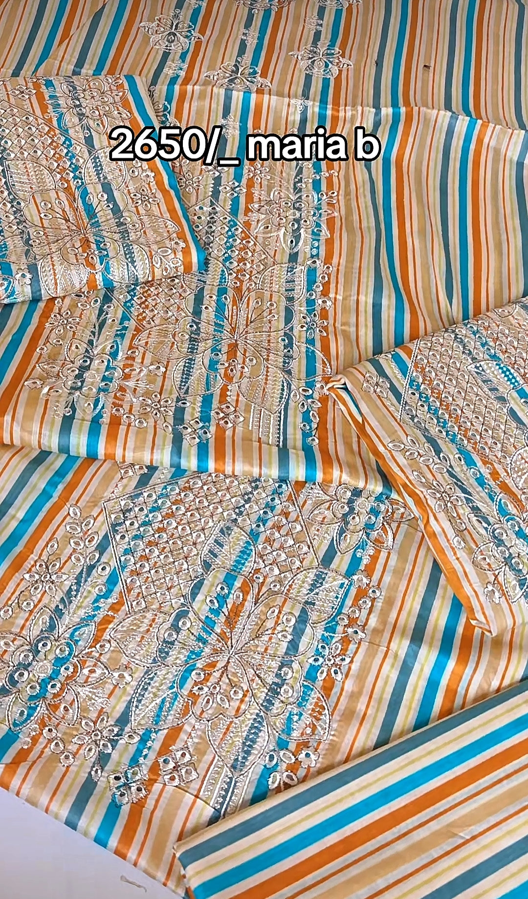 EMBROIDERED THREE PIECE ARTICLE MB76
