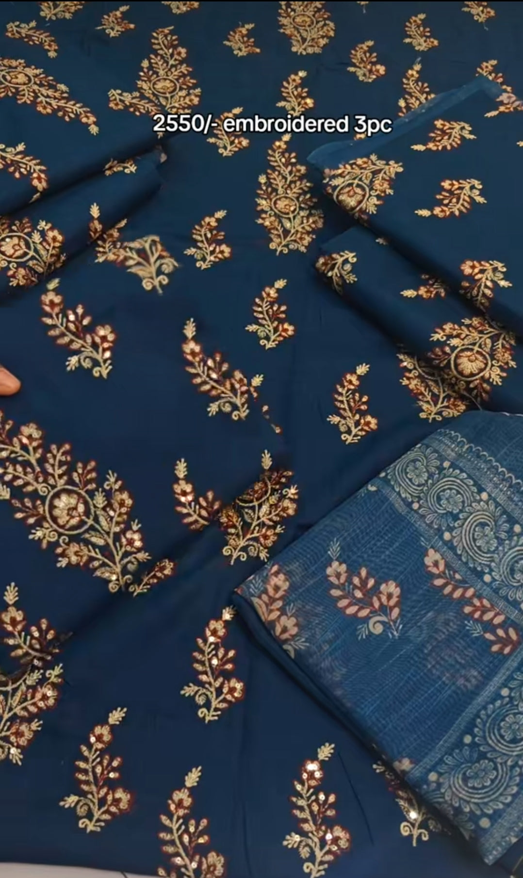 ZINK COLOUR EMBROIDERED THREE PIECE ARTICLE YK564