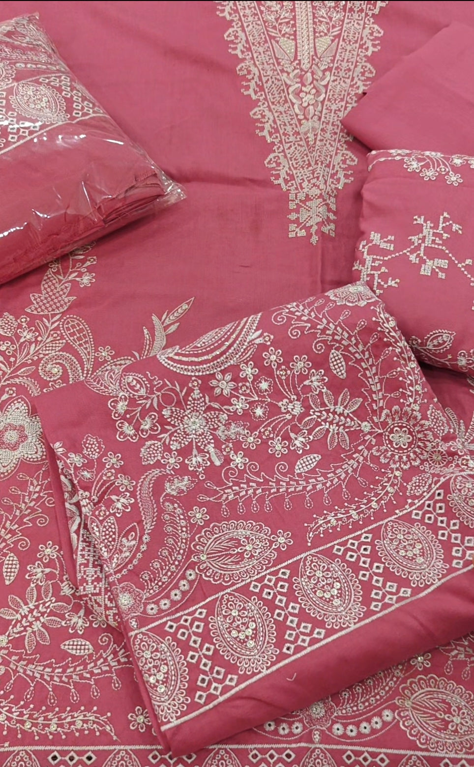 Winter embroidered full heavy duppta three piece article dj392 fatima collection