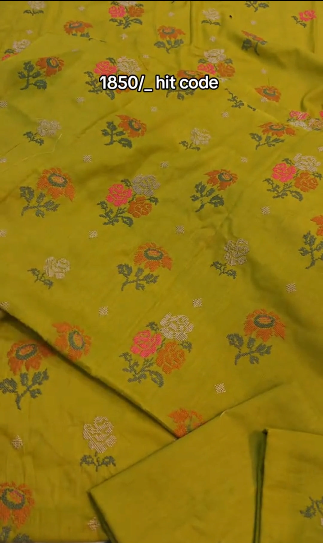 BEAUTIFUL EMBROIDERED TWO PIECE ARTICLE J5250