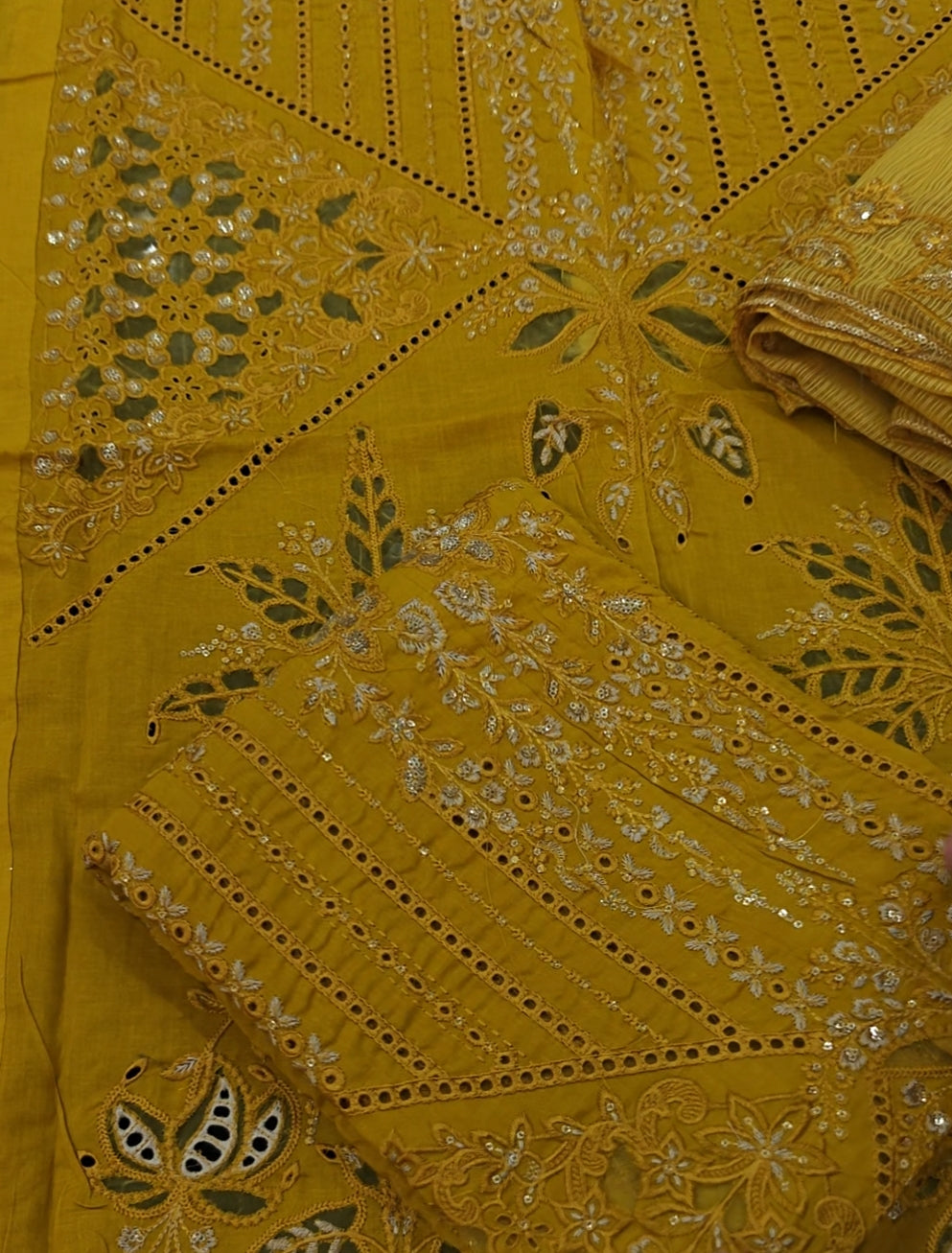 Embroidered with patches three piece article dj396 fatima collection
